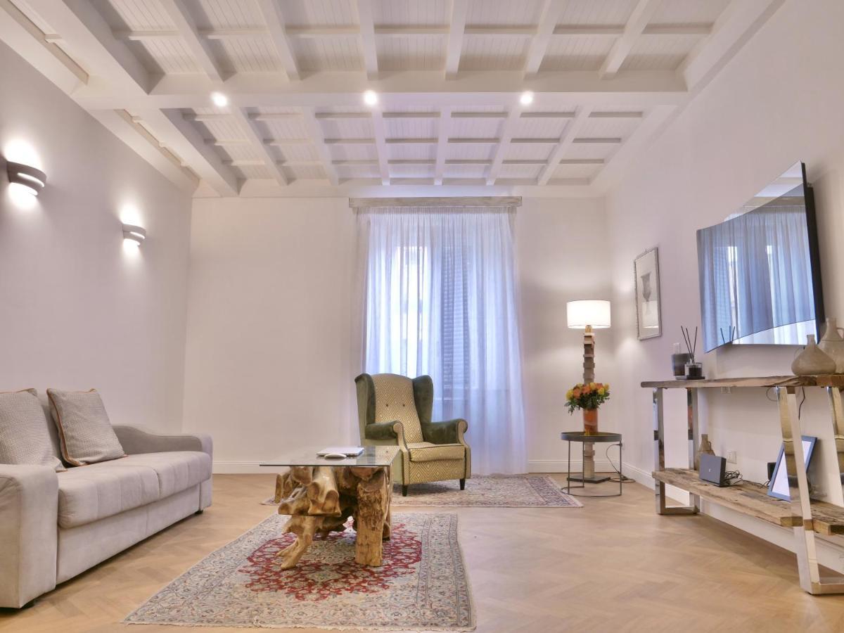 Helmirage Trevi Suite Roma Exterior foto