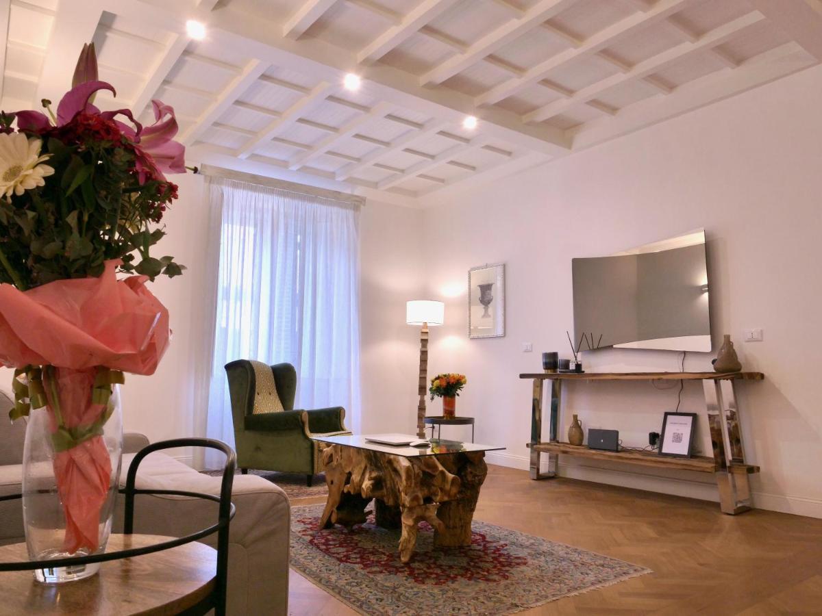 Helmirage Trevi Suite Roma Exterior foto
