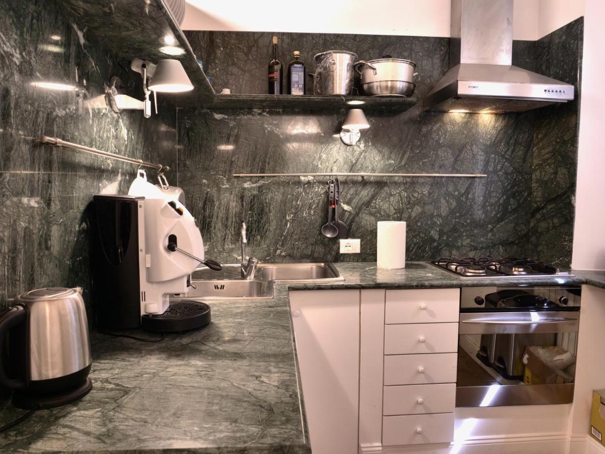 Helmirage Trevi Suite Roma Exterior foto